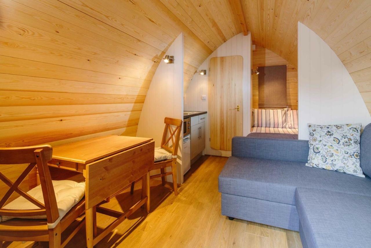 Buttercup Glamping Pod Hotel Cheltenham Luaran gambar